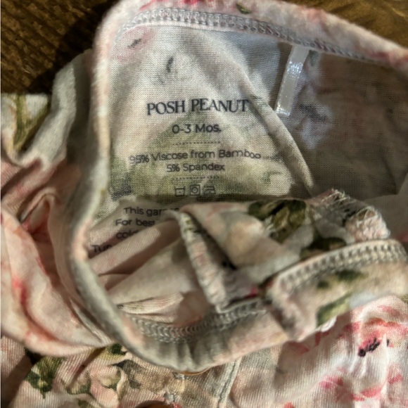 Poshpeanut Celine romper - Picture 5 of 6